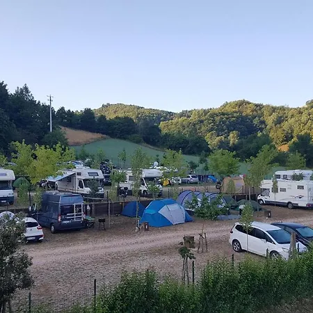 Camping Sibilla * Montefortino